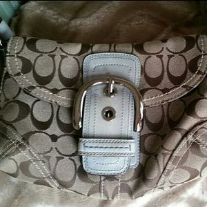 ADORABLE AUTHENTIC COACH PURSE AND MATCHING WALLET